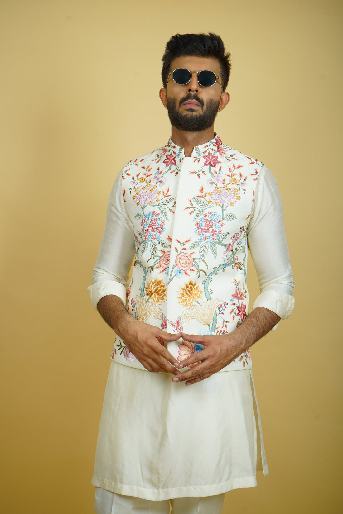 White Floral Thread Work Bundi Set